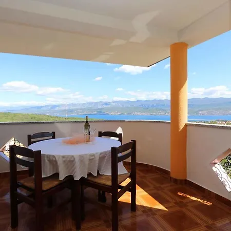 Apartment In Silo/insel Krk 13586 *